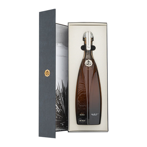 Casa Noble Marques De Casa Añejo Tequila with box open